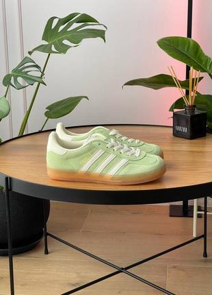 Жіночі кросівки адідас газель / adidas originals gazelle indoors green ie2948