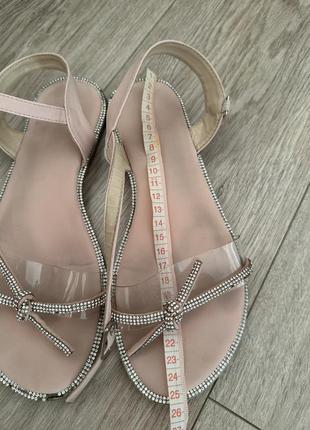 Босоножки женские