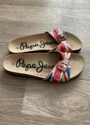 Женские анатомические шлепанцы