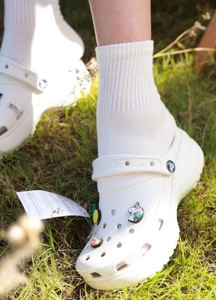 Classic platform clog жіночі класичні крокси на платформі у білому кольорі