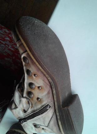 Кожаные ботинки ,хайтопы с металлическими заклепками 36 р5 фото