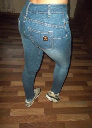 Фірмові джинси elisabetta franchi5 фото