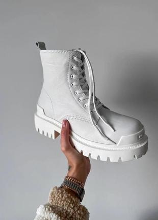 Balenciaga strike white boots 391 фото