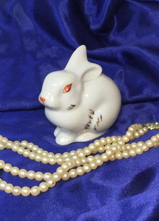 Статуетка кролик зайчик фарфор н1927 вінтаж для статуетки характерна висока якість,...