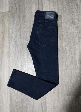 Мужские темно-синие джинсы / levis / штаны / брюки / мужская одежда / чоловічий одяг / чоловічі сині джинси левайс