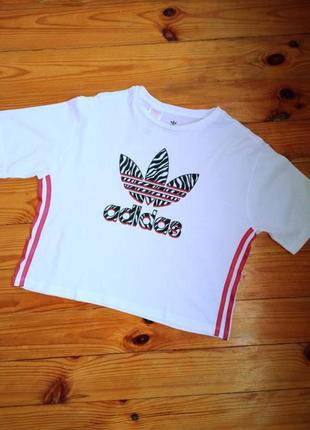 Белая хлопковая футболка l3v3l adidas/ футболка l3v3l adidas бела футболка l3v3l adidas