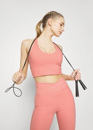 Спортивный женский топ dkny