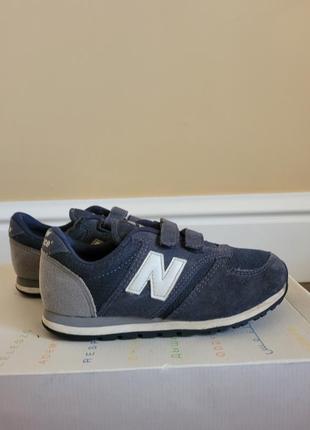 Кроссовки new balance.