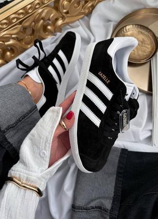 Жіночі кросівки в стилі adidas gazelle адідас газелі / демісезонні / весняні, літні, осінні / замша / чорні, білі
