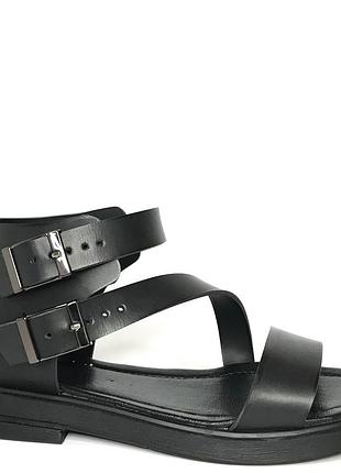 Нові жіночі босоніжки європейські літні 37 р із пряжкою низькі ход шкіряні