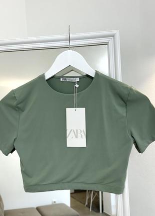 Топ от zara