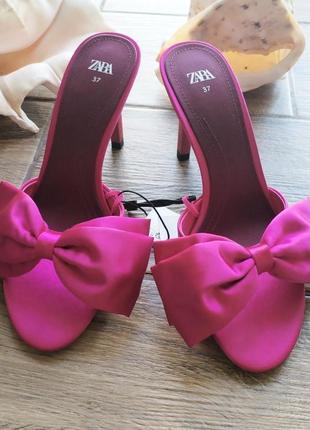 Новые шлепки босоножки zara