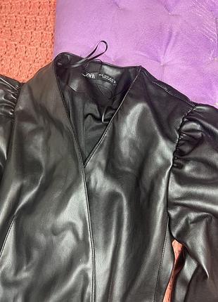 Плащик zara 3