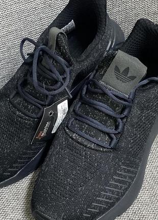 Кроссовки adidas