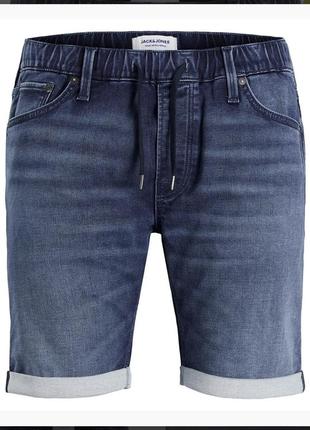 Мужские джинсовые шорты от бренда jack &jones