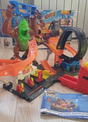 Трек токсична горила hotwheels