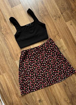 Спідниця чорна в квіточку, primark, s-xs