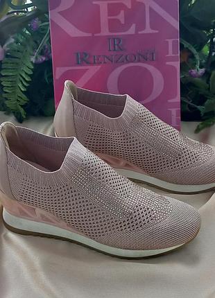 Літні італійськи кросівочки фабрики
ilasio renzoni