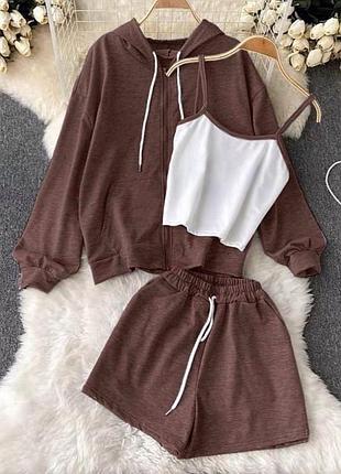 Костюмчик тройка🥰