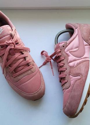 Летние женские кроссовки nike internationalist