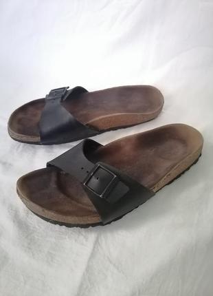 Ортопедичні жіночі шльопанці на корковій підошві