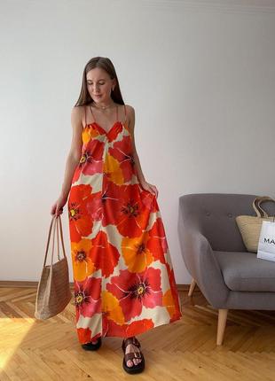 Максі сукня в маки mango