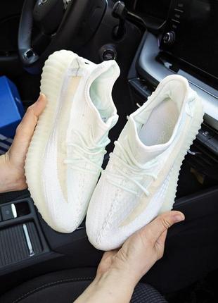 Жіночі кросівки adidas yeezy boost 350 v2 білі з м'ятним акційна ціна🔥8 фото