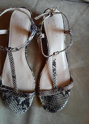 Carvela босоніжки 40р