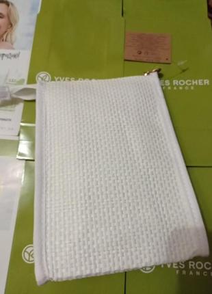 Крафтова біла косметичка від yves rocher2 фото