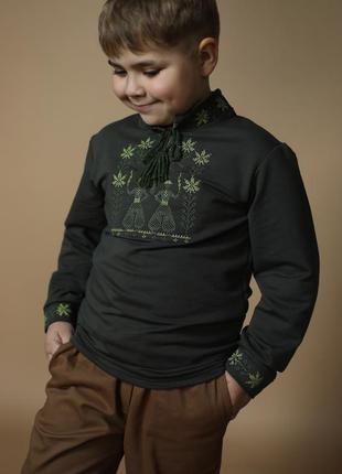 Трикотажна сорочка вишиванка для хлопчика хакі,3 фото