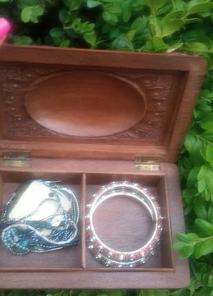 Шкатулка из натурального дерева, полностью резная .винтаж! англия