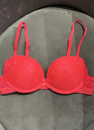 Бюстгальтер красный
