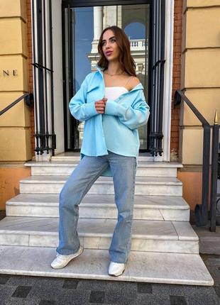 Стильна вельветова базова жіноча сорочка оверсайз з довгими рукавами