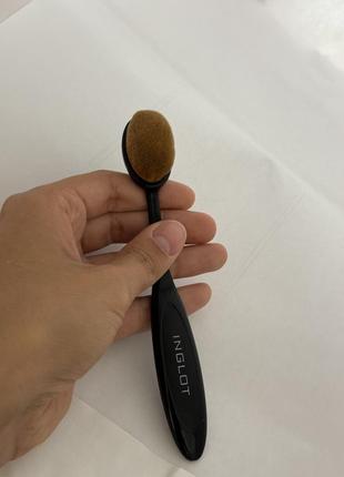Кисть для макияжа inglot