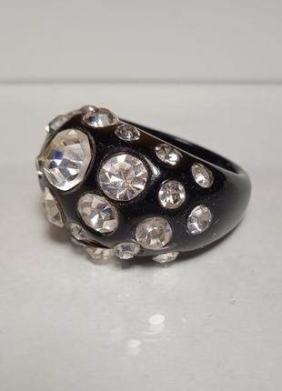 Кольцо перстень с цирконием