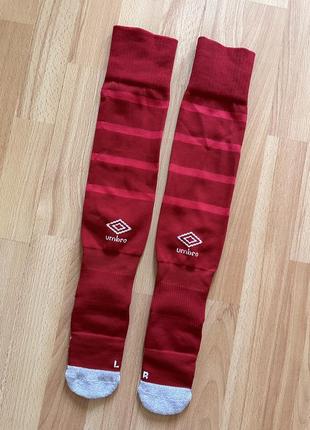 Детские футбольные гетры umbro