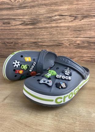 Крокси які чудово підходять чоловікам та жінкам crocs bayaband charcoal1 фото