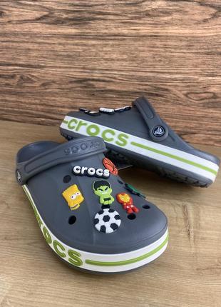 Крокси які чудово підходять чоловікам та жінкам crocs bayaband charcoal