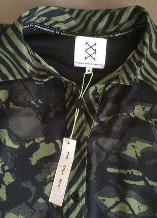 Sneakerdresses нидерланды, самый модный уличный молодежный стиль, подходящий к кедам и кроссовкам.