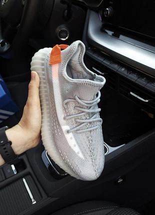 Кросівки adidas yeezy boost 350 v2 сірі з помаранчевим акційна ціна🔥7 фото