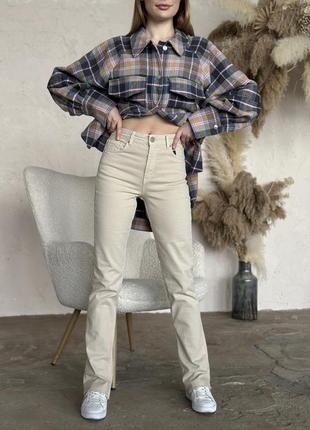 Джинси stradivarius
