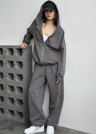 Трендові oversize костюми в трьох кольорах3 фото