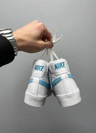 Жіночі шкіряні кросівки nike blazer mid white blue logo найк блейзер4 фото