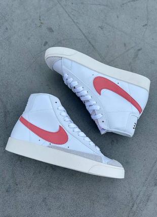 Жіночі шкіряні кросівки nike blazer mid ‘77 vintage ‘peach logo’ найк блейзер1 фото