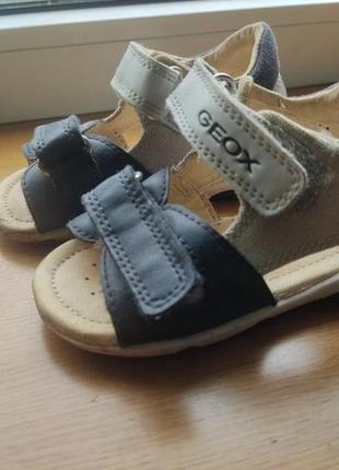 Босоножки geox кожаные