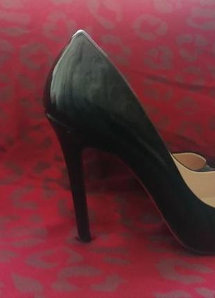 Туфлі-човники christian louboutin3 фото