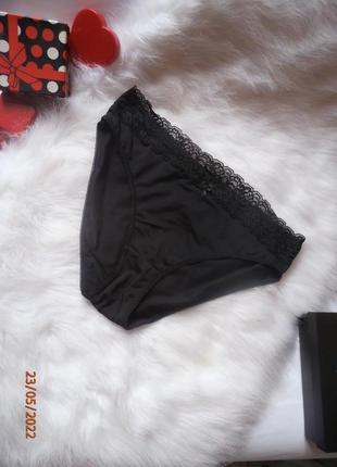 Чорні трусики з мереживом debenhams