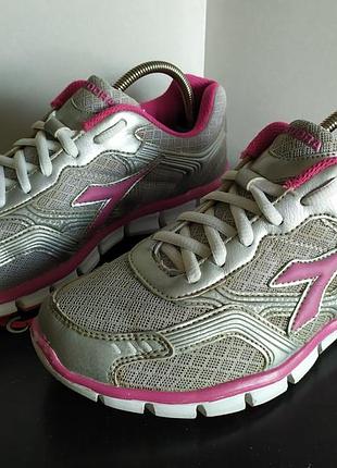 Кросівки diadora Skeletor 36 розмір 23,0см2 фото