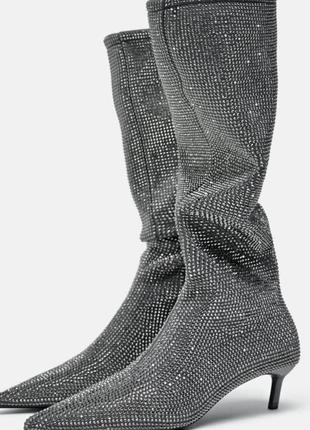 Шикарные сапоги zara