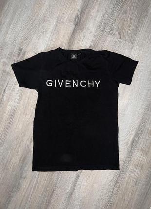 Стильная детская футболка givenchy